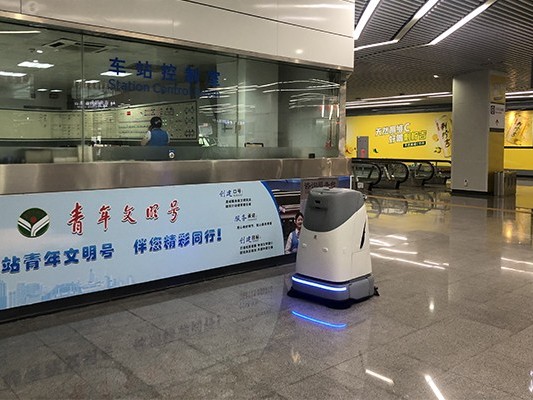 工業(yè)無(wú)人駕駛洗地機(jī)廠家哪個(gè)好？