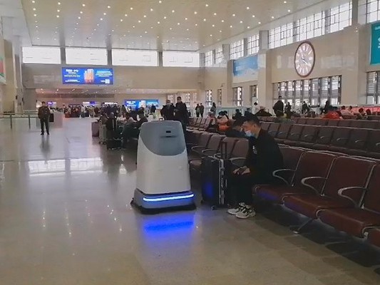 當(dāng)高鐵站遇上坦力無(wú)人駕駛洗地車，奇跡發(fā)生了！